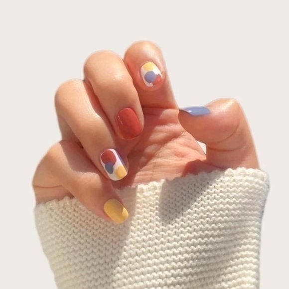 24 Piece False Nail Set